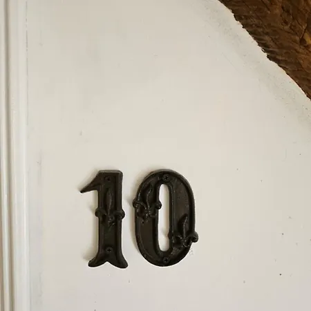 -berry Artdeco- Im Chateau Thor Lontzen