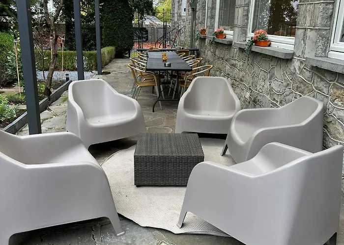 -berry Artdeco- Im Chateau Thor Guest house